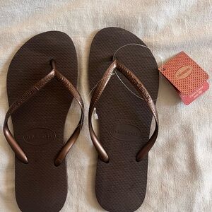 Brand new Havaianas brown